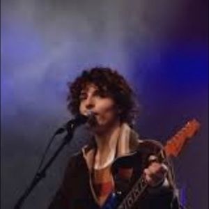 Meet your Posher, Iris